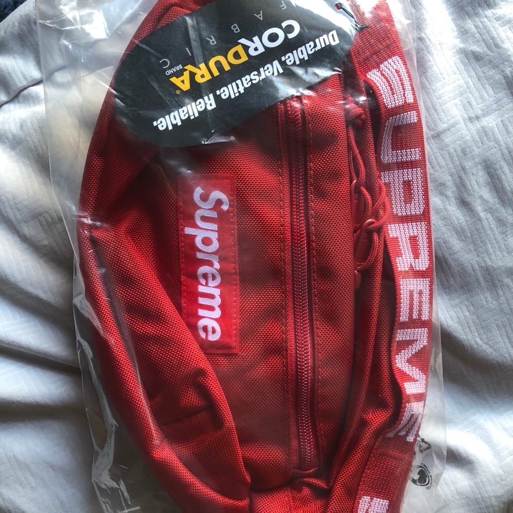 Supreme SS18 Red Waist Bag